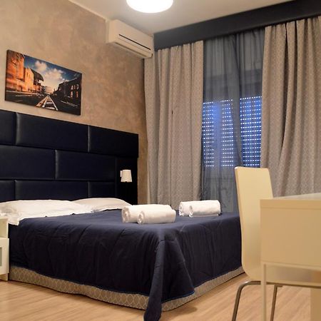 Check-Inn Rooms Рим Екстериор снимка