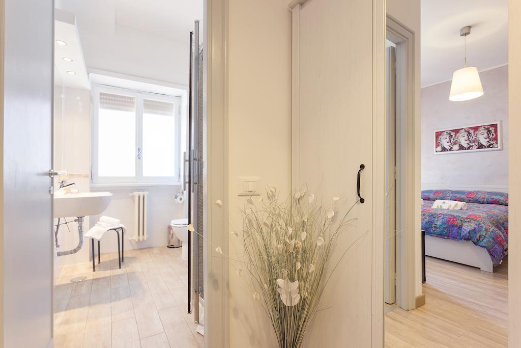 Check-Inn Rooms Рим Екстериор снимка